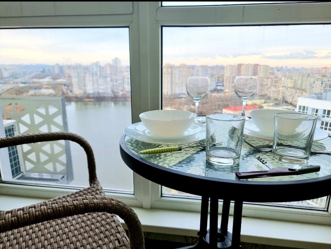 Квартира З Краєвидом На Озеро Kiev Extérieur photo